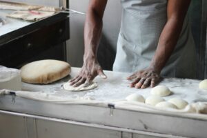 Máquina Automática para aumentar a produção de pães artesanais